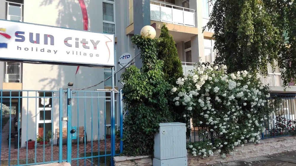 Sun City Apartments