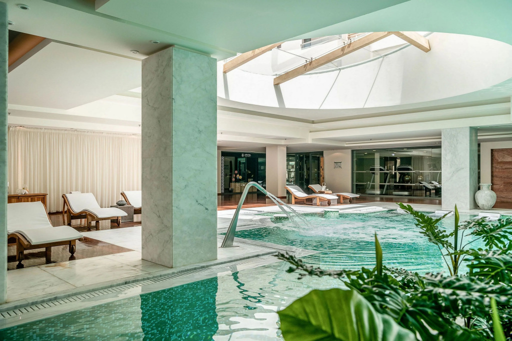 Avra Imperial Hotel
