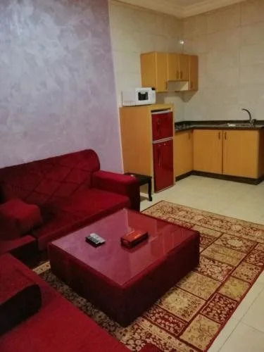Al Hadeer Suites Hotel