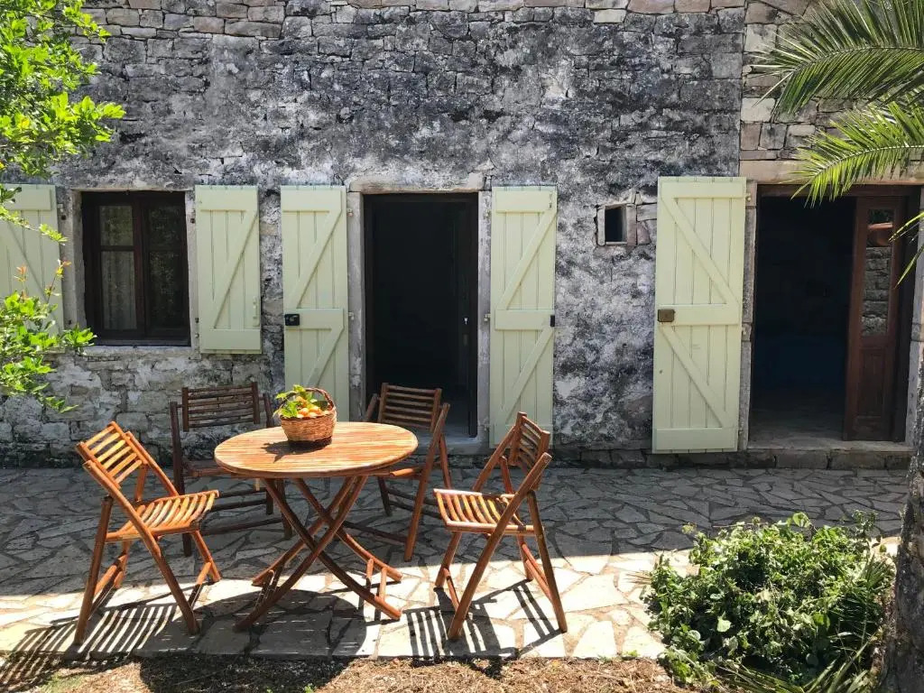 Paxos Villa - Pool & AC