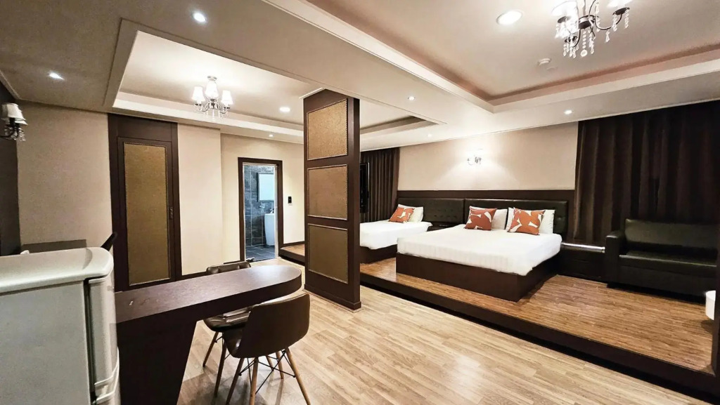 Pungnam Tourist Hotel