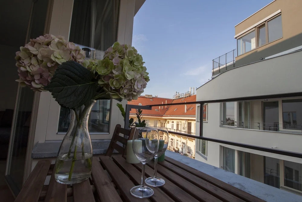 Krakovska Apartmeet