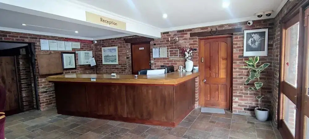 Rivenhall Garden Hotel