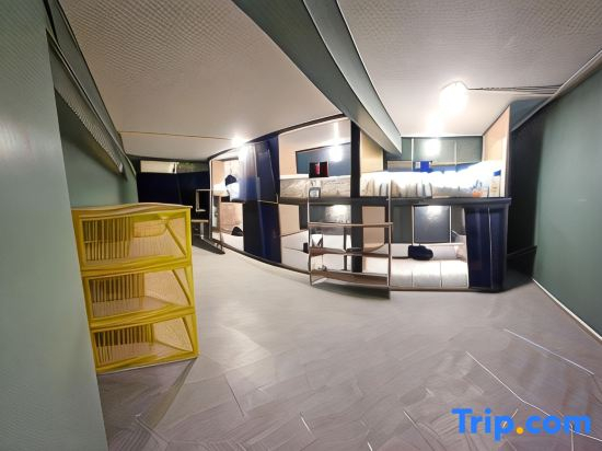 Glur Hostel Pattaya Walking Street