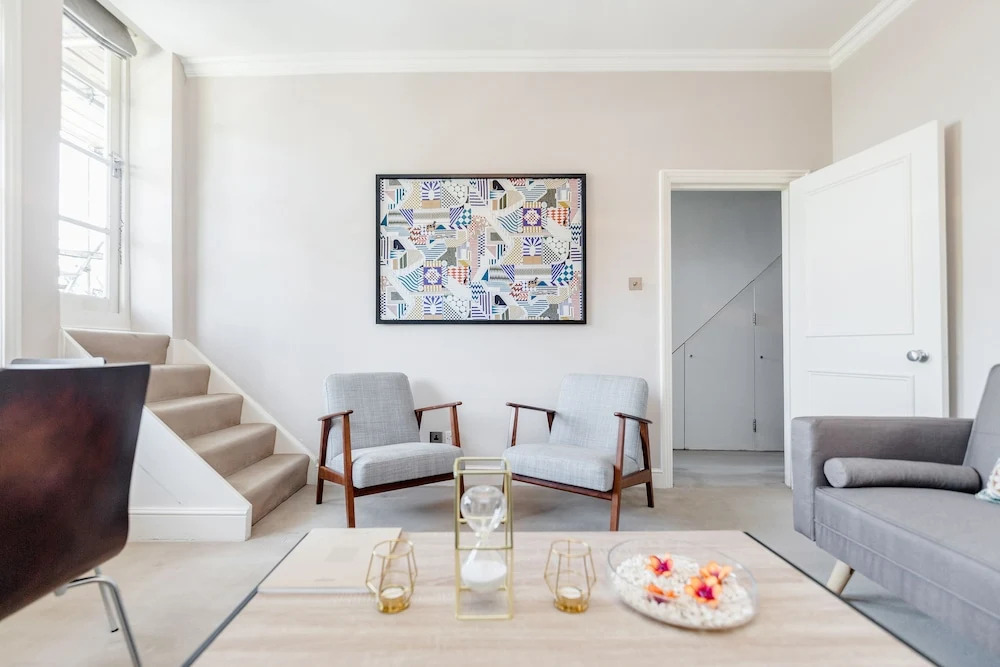 Kensington Apartment with terrace