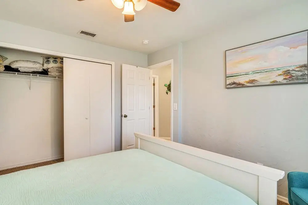 Screened Porch & Heated Pool: Cape Coral Home