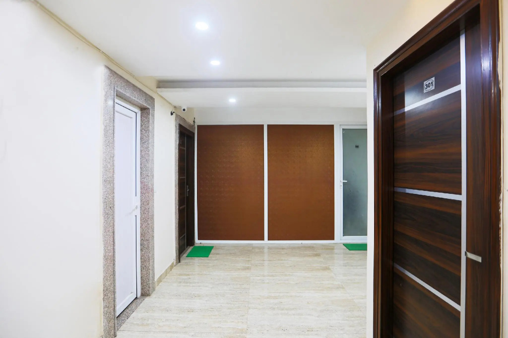 OYO 48746 Moonlight Residency