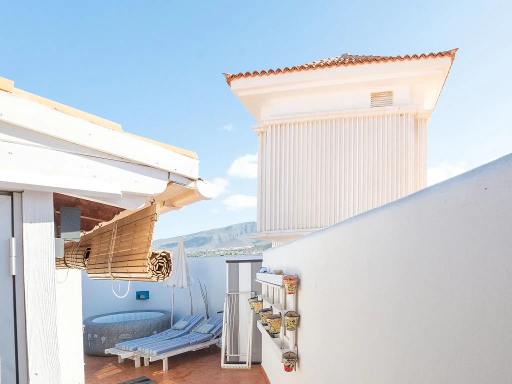 Welcoming apartment in Adeje with swimming pool