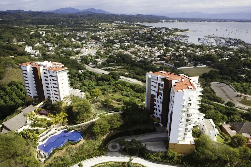Amura 604-B Alamar - 2 Br Apts