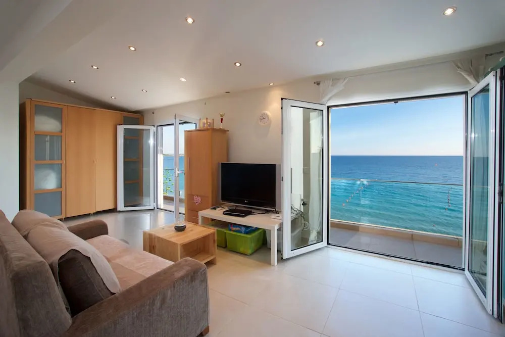 Infinity Beach House