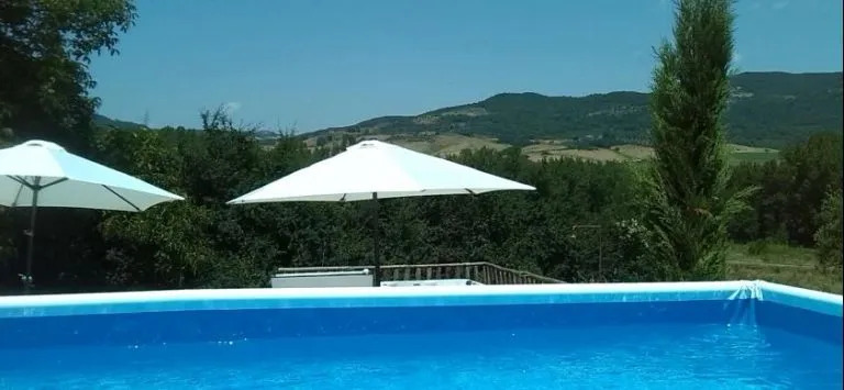 Casale la COLLINA DEI CILIEGI