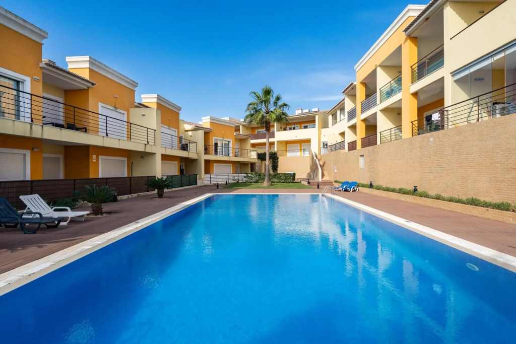 The Village - Outstanding brand new 2 bedrooms in Galé