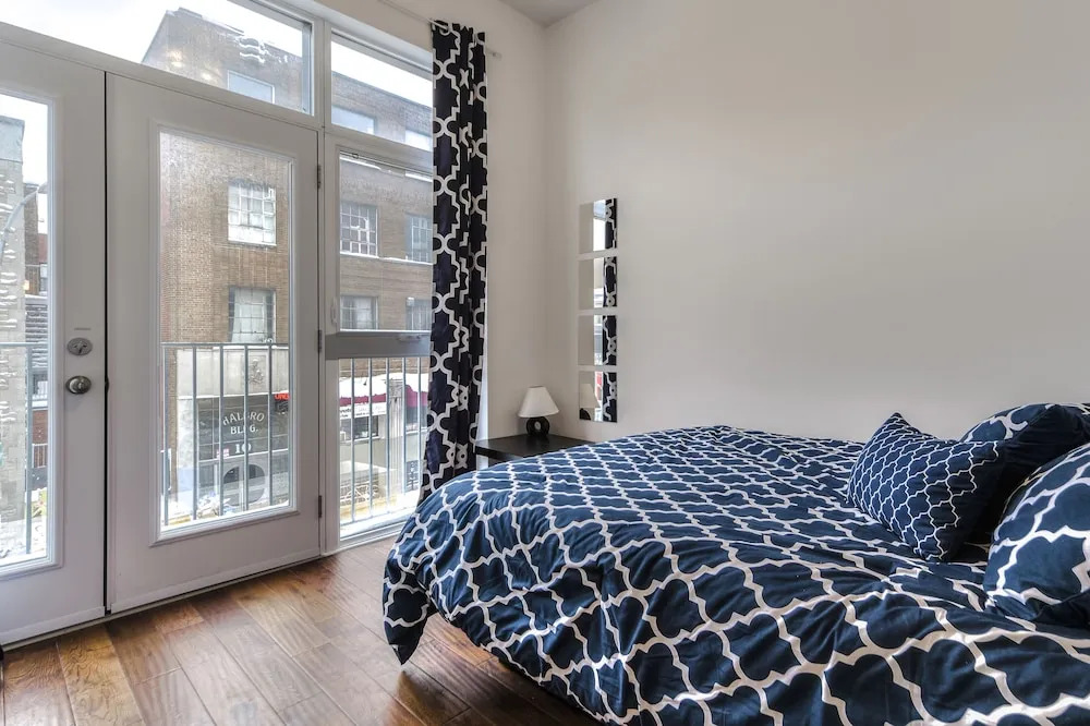 St Laurent Apartments