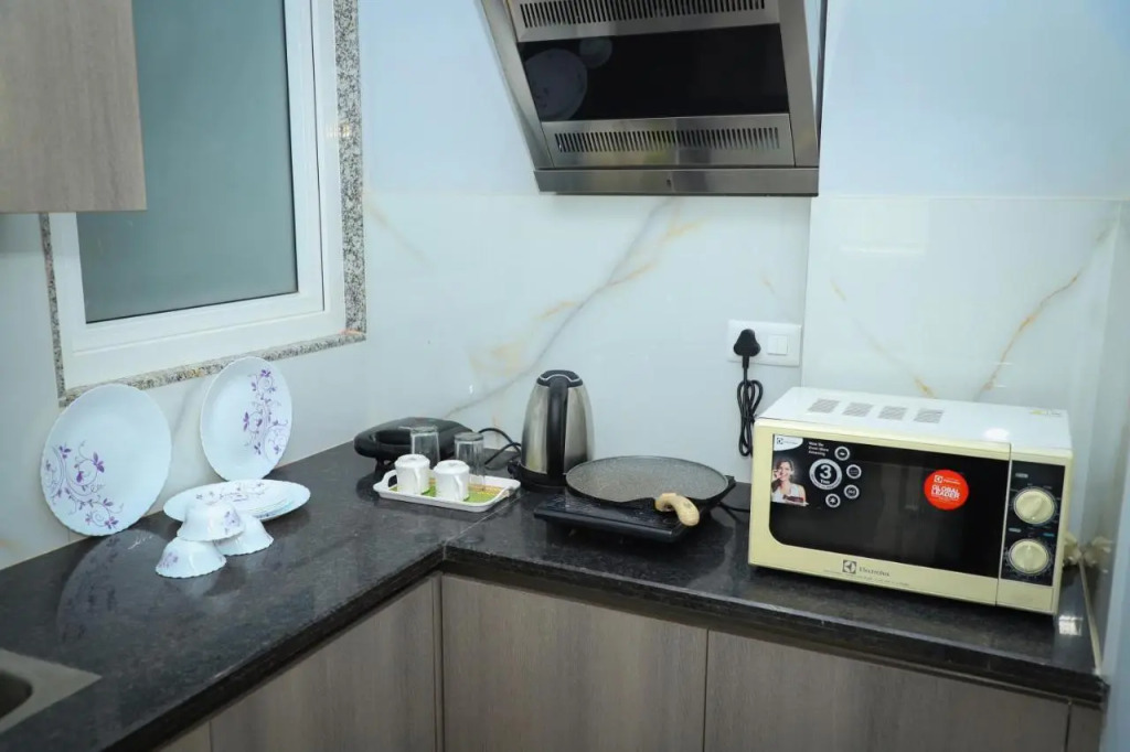 The Empire Rooms & Boutique Near Cyber City Gurgaon