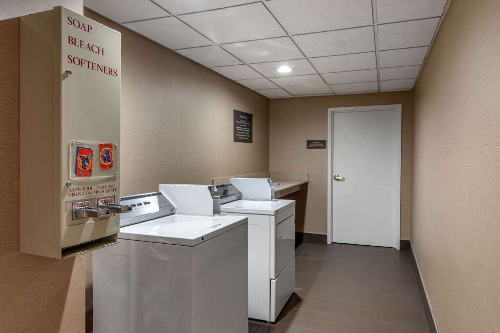 Comfort Suites Woodstock - Atlanta North