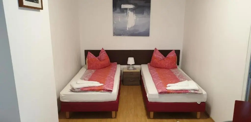 Apartmenthaus beim LKH Graz I Free Parking I Self Check-in