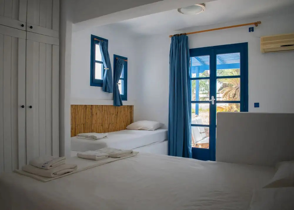 Aeraki Studios & Apartments