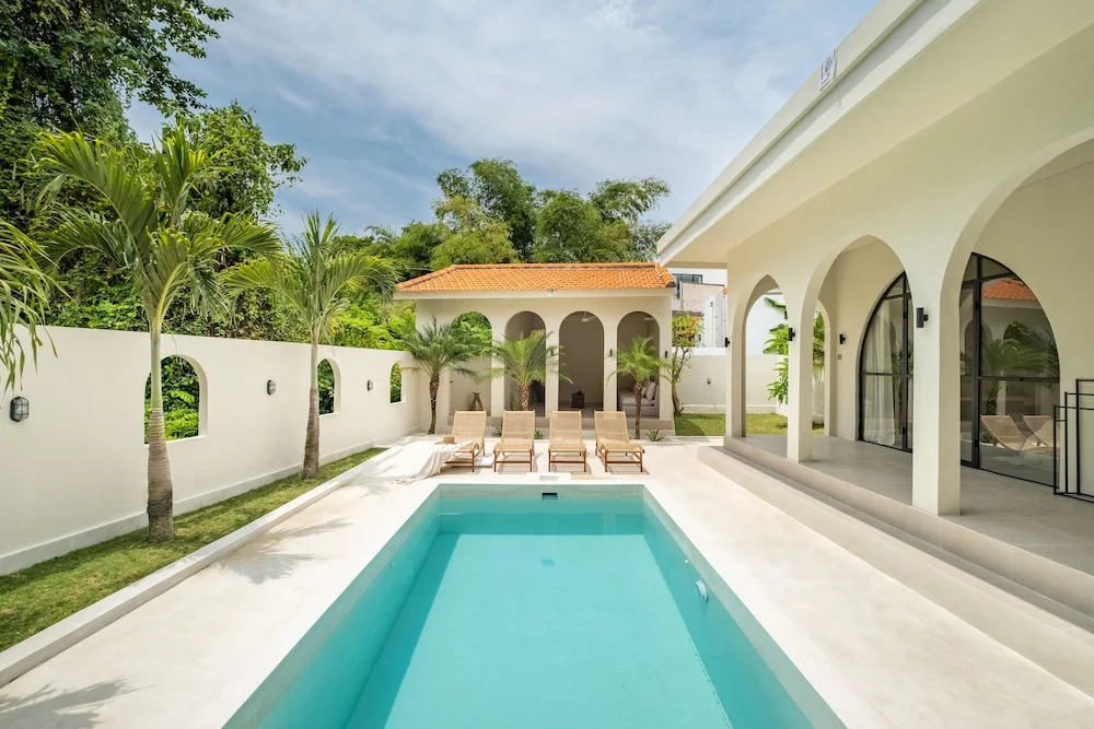 Private Villa Rayana By OriVista