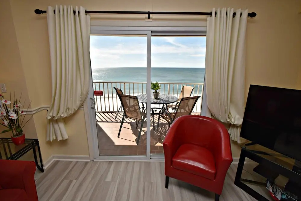 Seacrest 806 1 Bedroom Condo by RedAwning