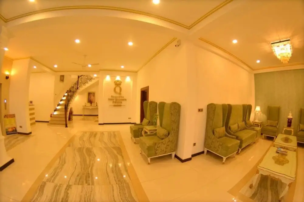 Negombo New Queens Palace