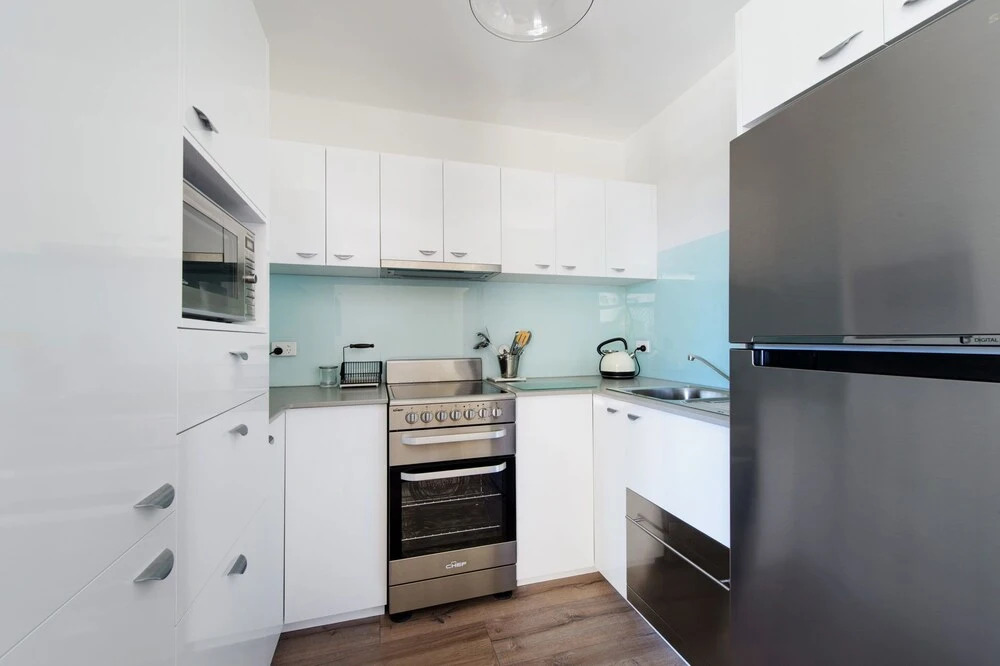 Flynns Beach Apartments 4, 41 Pacific Drive