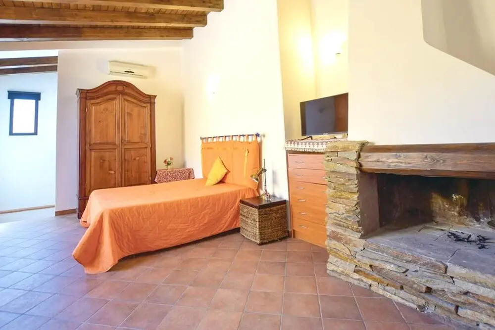 Villa With 3 Bedrooms in Partanna, With Shared Pool, Enclosed Garden and Wifi Near the Beach
