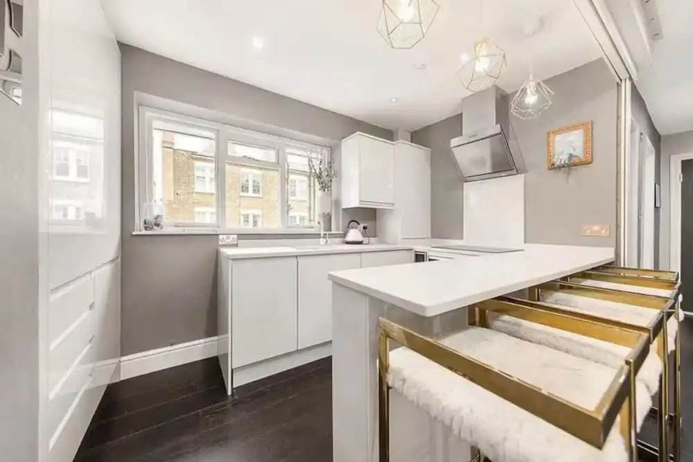 Best Location in London 3-bed Chelsea Home