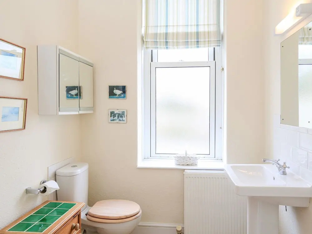 1 Holmleigh