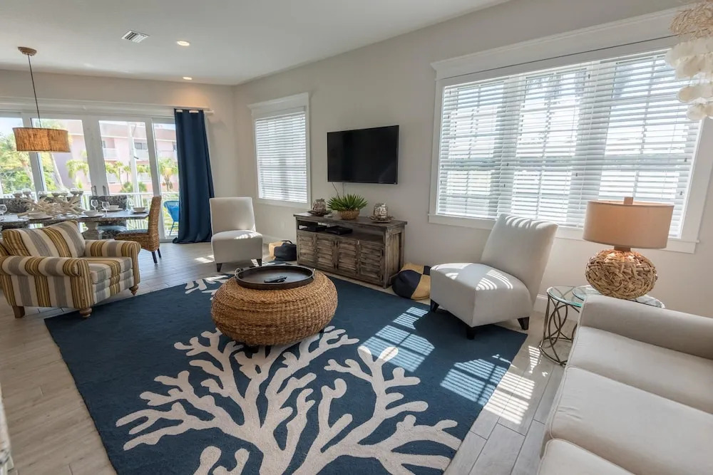 Tiki Beach Apartment 6