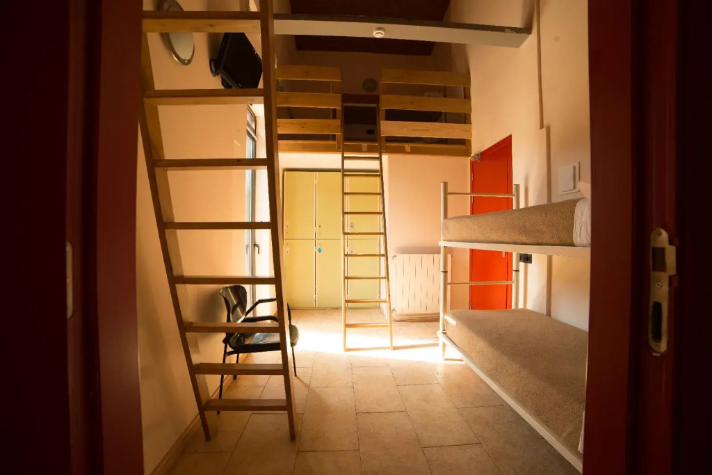 Abrigall Hostel Masella