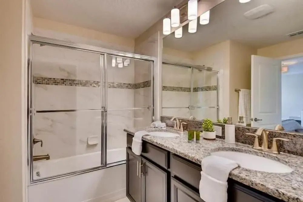 4901 RC - Storey Lake - Luxury 4 Bed Villa