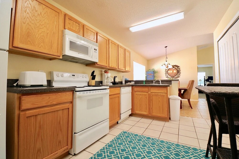 Ready to Relax? Cozy Home w/ South Facing Pool
