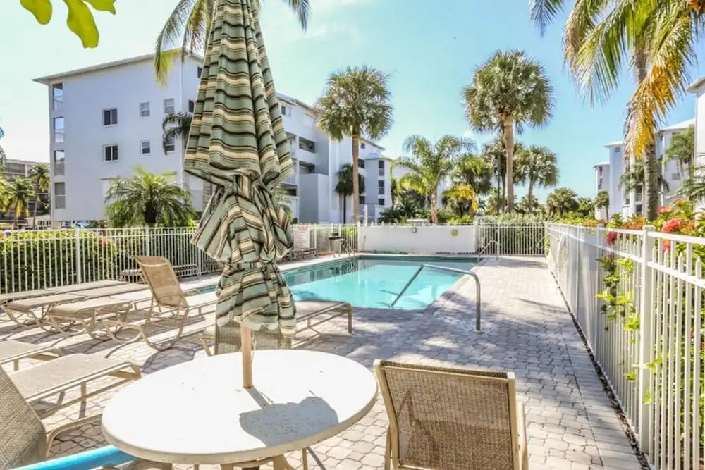 Royal Pelican Condominiums