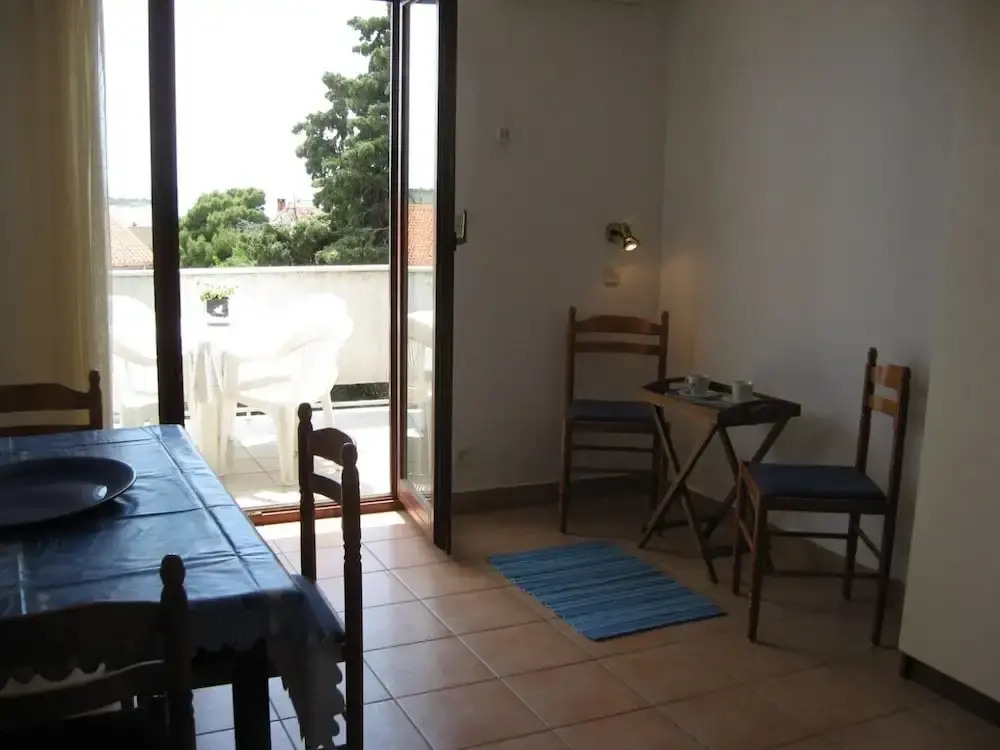 Nives - Great Location - A5