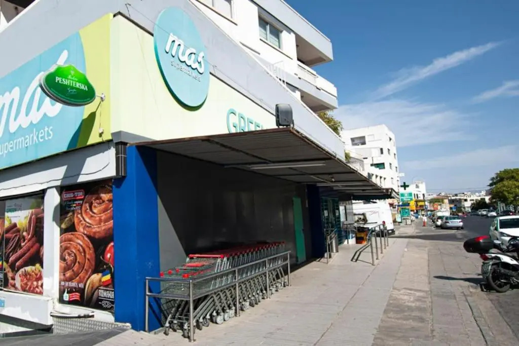 Executive apt Nicosia Center free parking/wifi