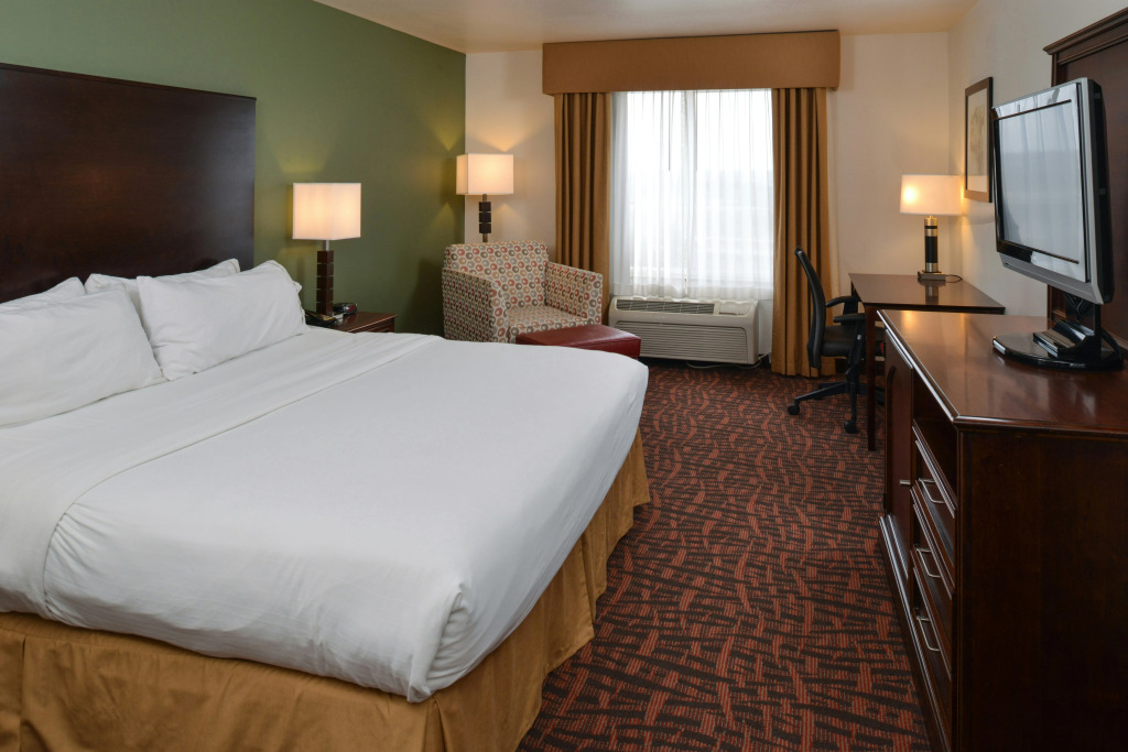 Holiday Inn Express Hotel & Suites Cherry Hills by IHG