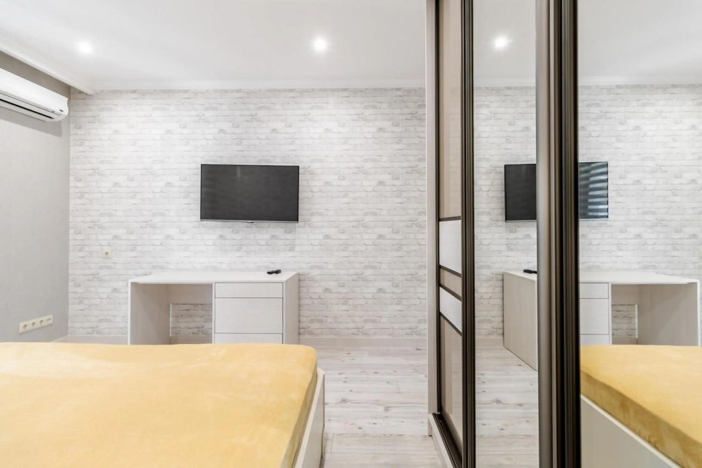 InshiApartments on Hazova str 3