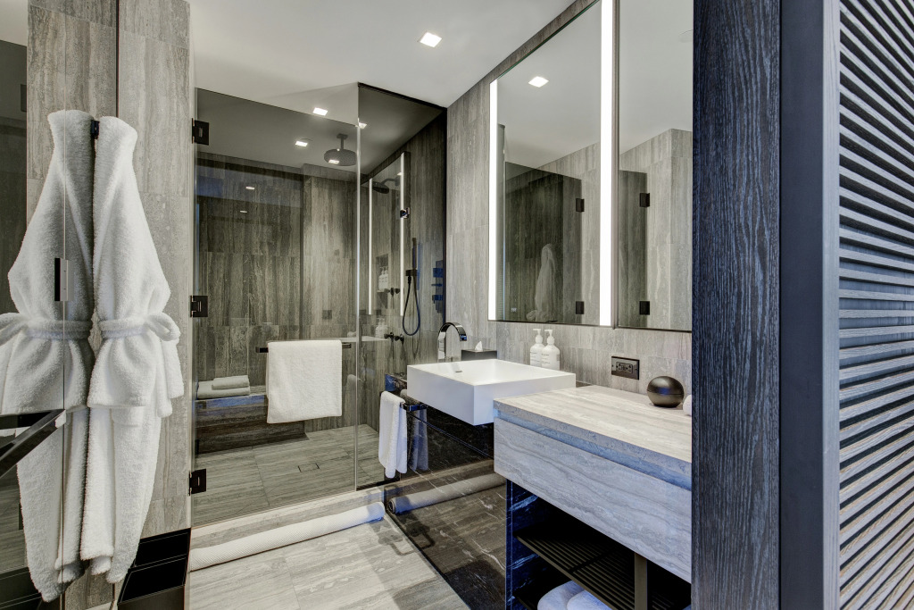 Equinox Hotel New York