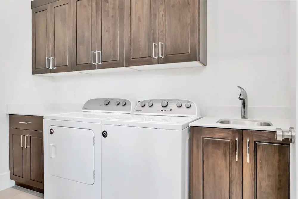 19 At Bloomington Country Club 3 Bedroom Condo by Redawning