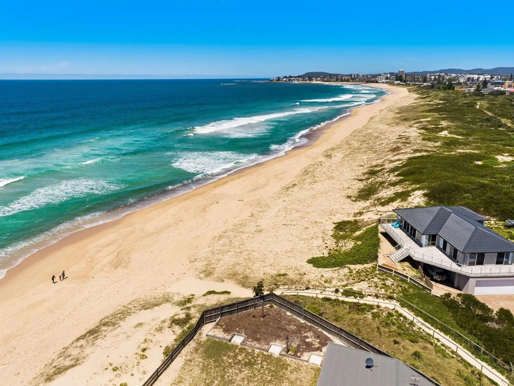 Beach House on Wyuna