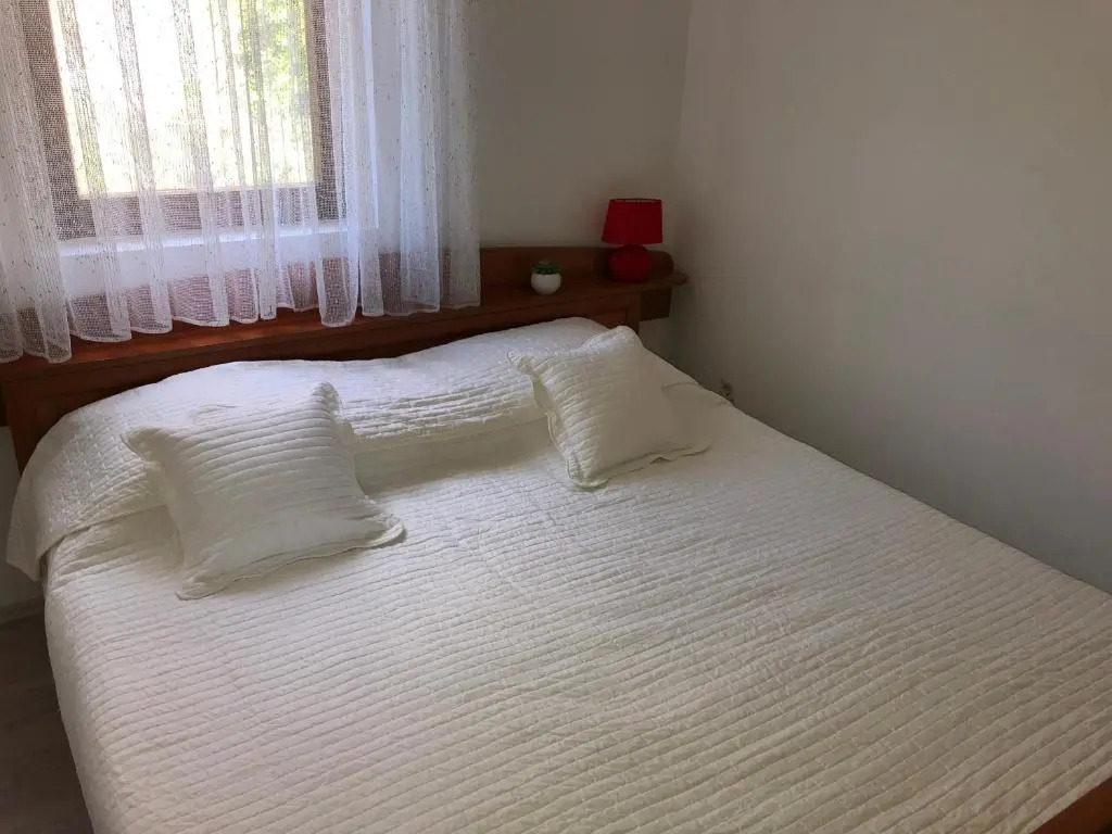 Apartments Vrdoljak