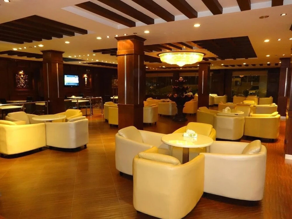 La Fontaine Safd Suites