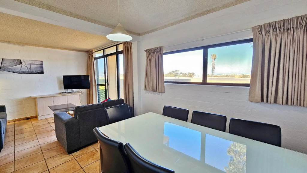 Riverview Holiday Apartment 14 - Kalbarri WA