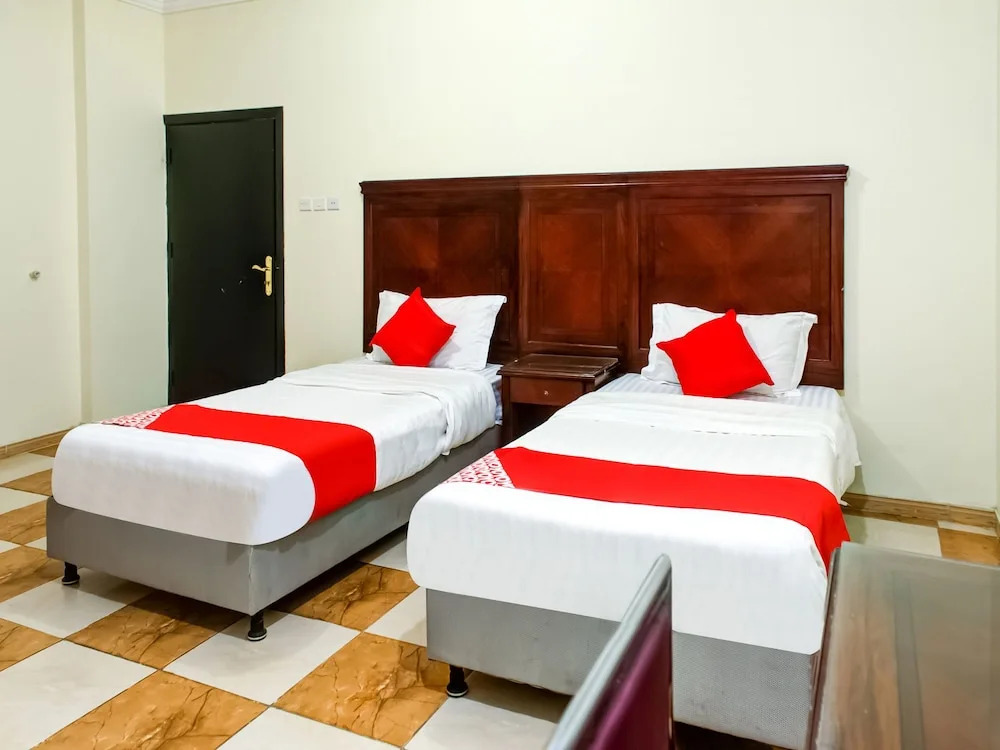 OYO 492 Rose Plaza For Housing Units