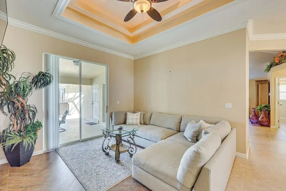 Family Fun! Spacious Home in Cape Coral