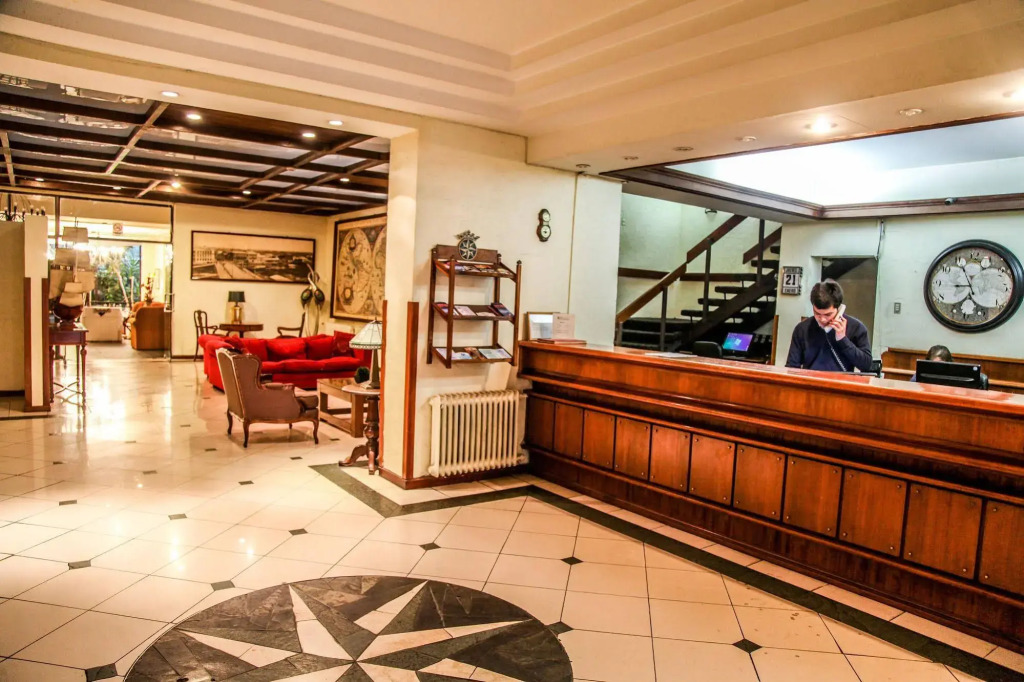 HOTEL LOS NAVEGANTES