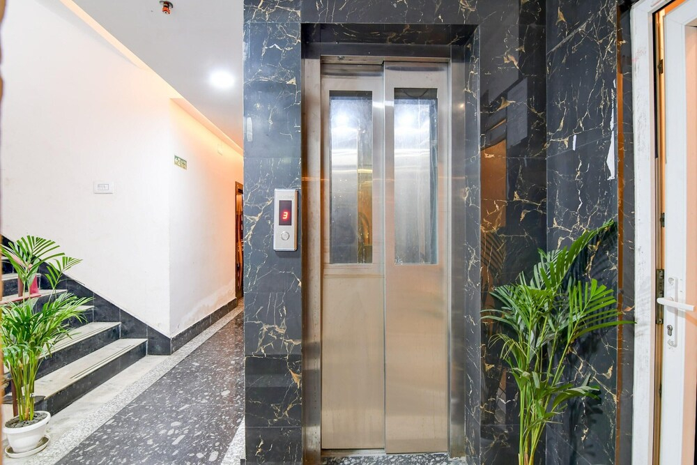 Townhouse Belgharia Railway Station