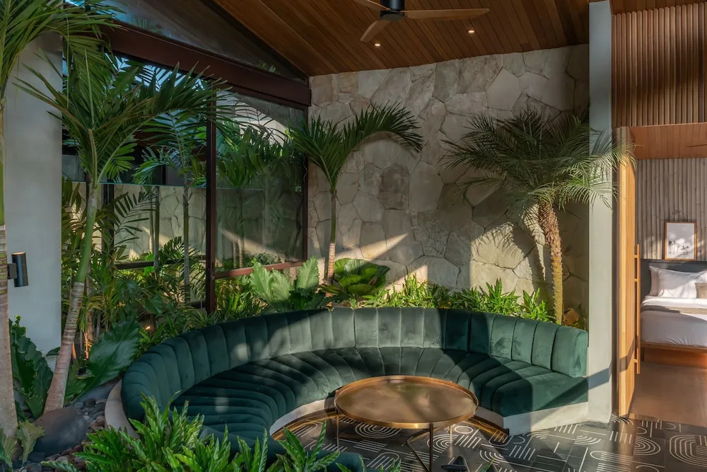 Ohlala - Luxury Tropical Escape in Pererenan