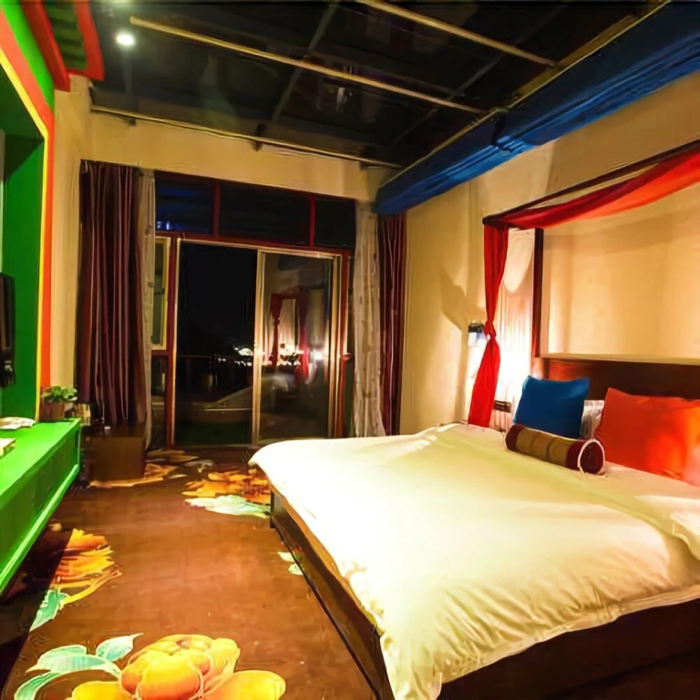 Jiaxi Boutique Creative Hotel