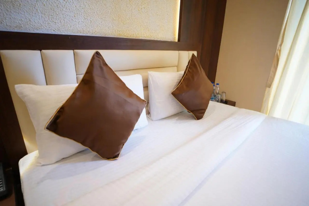 The Royal Sea A Unit of Adi Group of Hotel And Resort